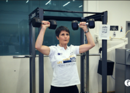 La IOF lanza la campaña ‘Lift off for Bone Health’, con la participación de Samantha Cristoforetti, astronauta de la Agencia Espacial Europea
